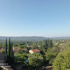 https://petit-nid-cosy-typiquement-provenal.fr-provencehotel.com